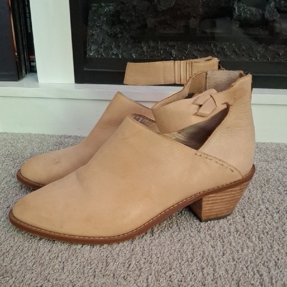 Kelsi Dagger Brooklin Kedeja Leather  Heeled Boots Bootie Size 10 Anthropologie - Picture 1 of 7